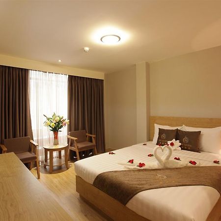 Minh Tam Hotel & Spa 3/2 Хошимин Экстерьер фото