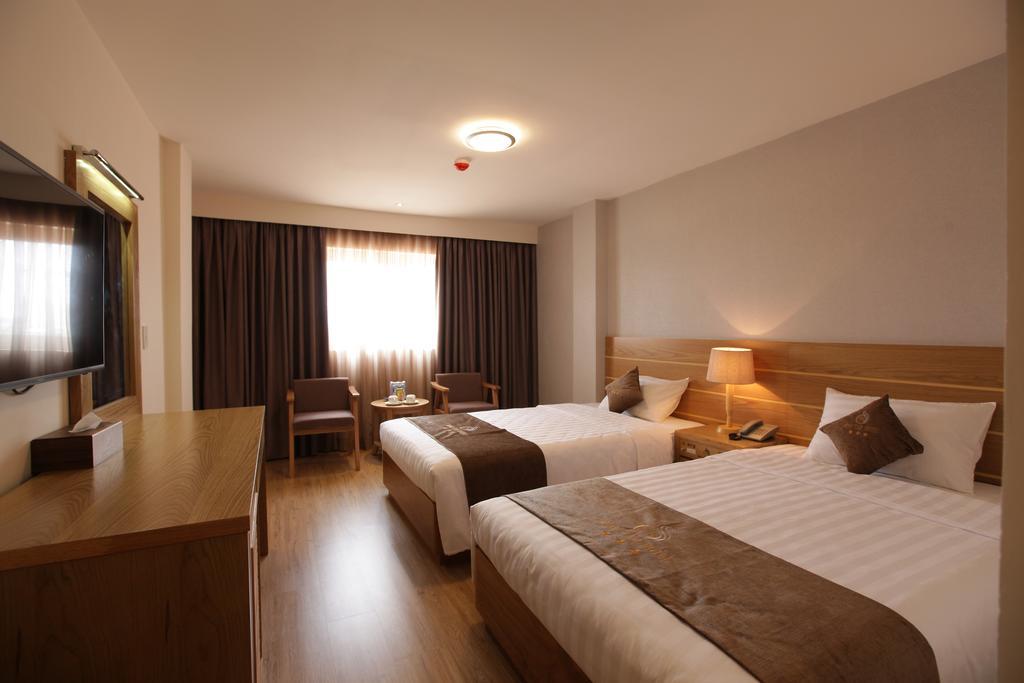 Minh Tam Hotel & Spa 3/2 Хошимин Экстерьер фото