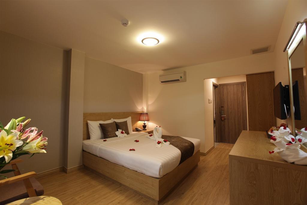 Minh Tam Hotel & Spa 3/2 Хошимин Экстерьер фото