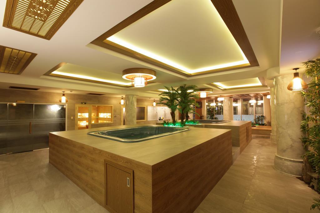 Minh Tam Hotel & Spa 3/2 Хошимин Экстерьер фото