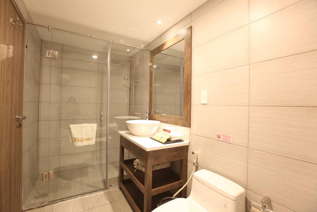 Minh Tam Hotel & Spa 3/2 Хошимин Экстерьер фото