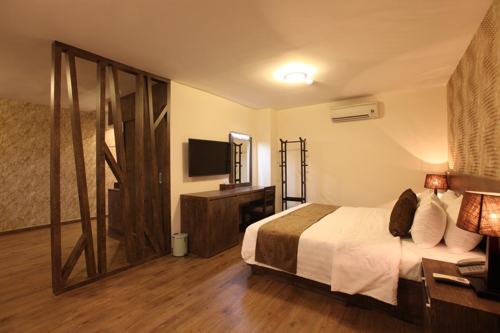 Minh Tam Hotel & Spa 3/2 Хошимин Экстерьер фото
